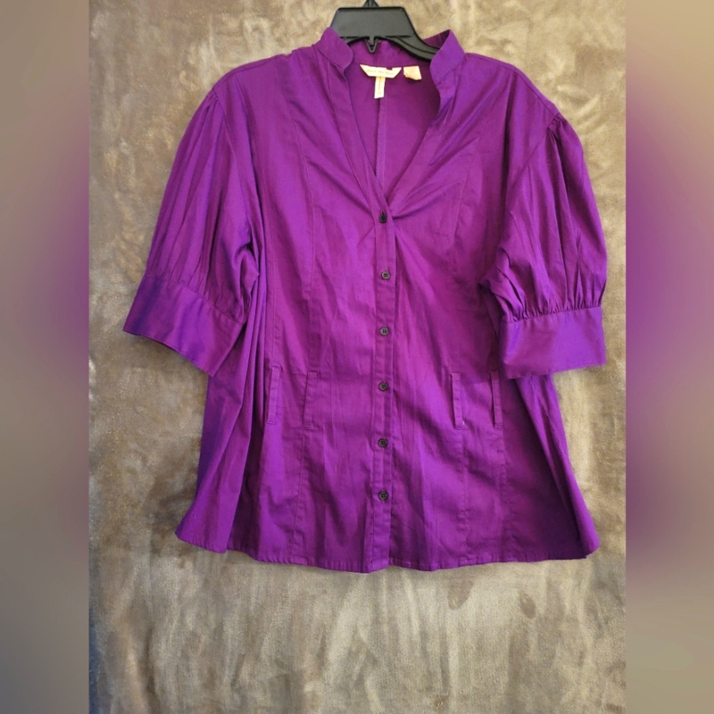 🔴 EUC. Check me first purple blouse. Size 1X 🔴